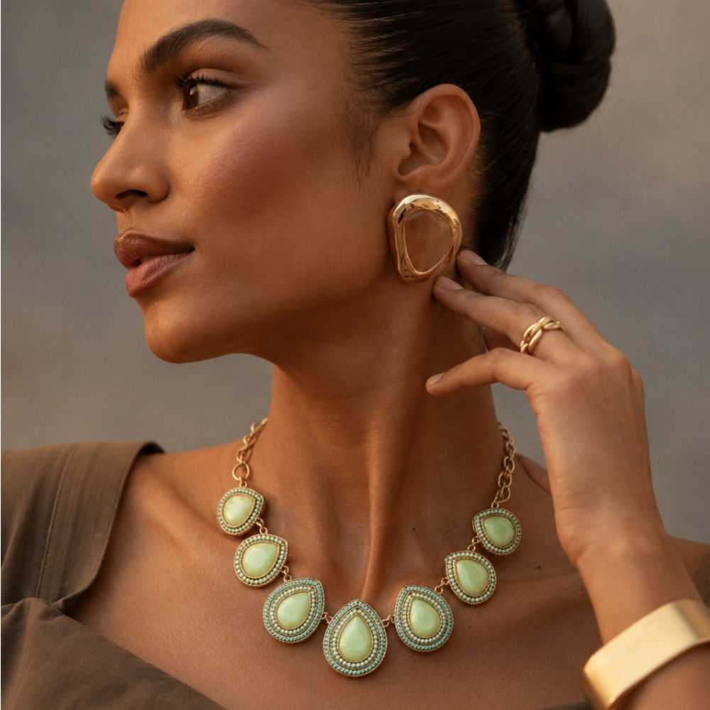 Vintage Green Collar Statement Necklace
